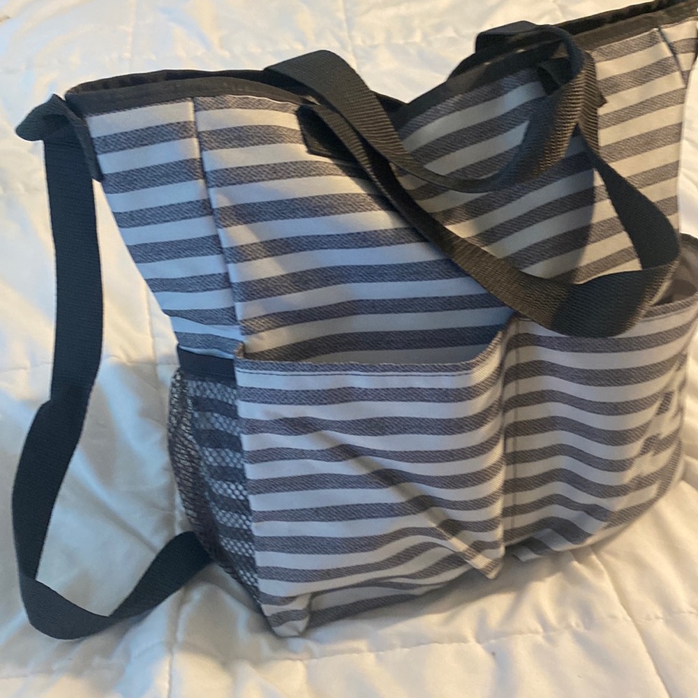 Thirty One crossbody tote